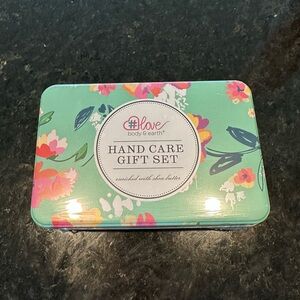 Hand Cream and Exfoliating Set NWT